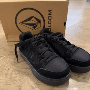 Volcom Vm30232f-W-05.0 Women's Composite Toe Athletic Shoe, Black, 5 W, Vm30232f